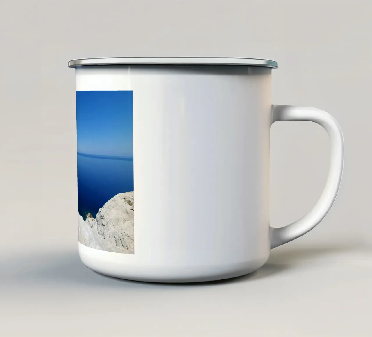 Isole greche tazza in smalto da ZAMART - Fotografie