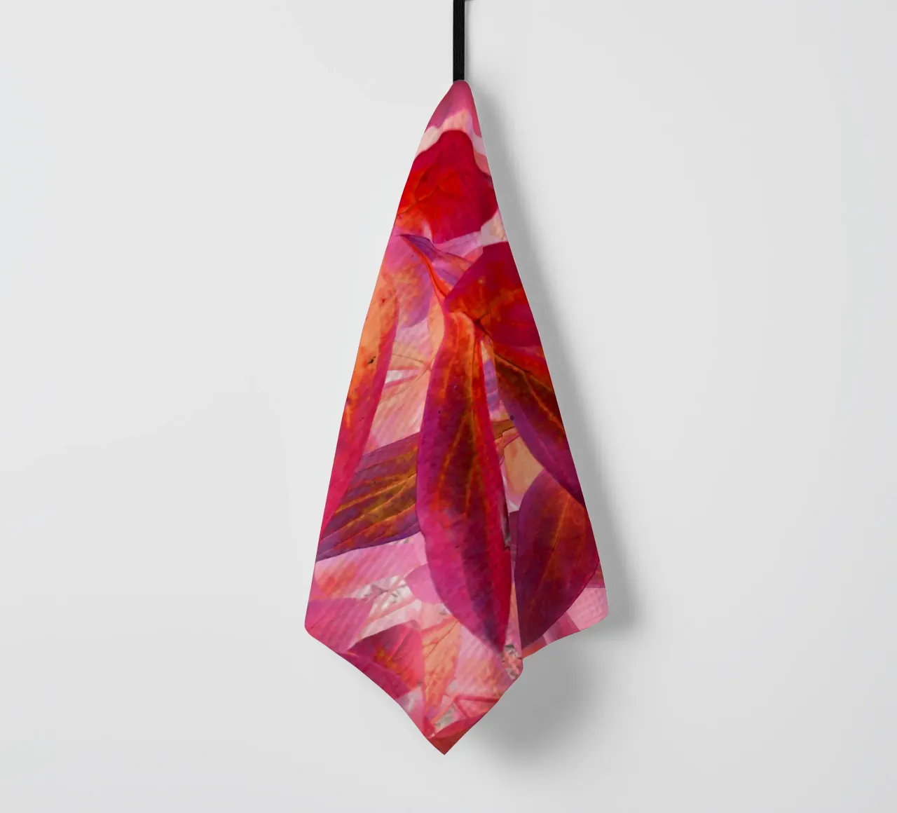 Ruby Fall torchon de ArtSkratches