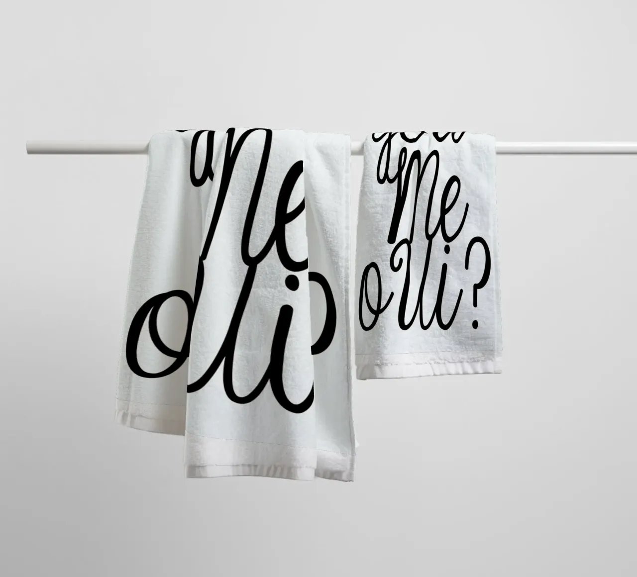 You Me Oui typography print Handtuch von Honeymoon Hotel