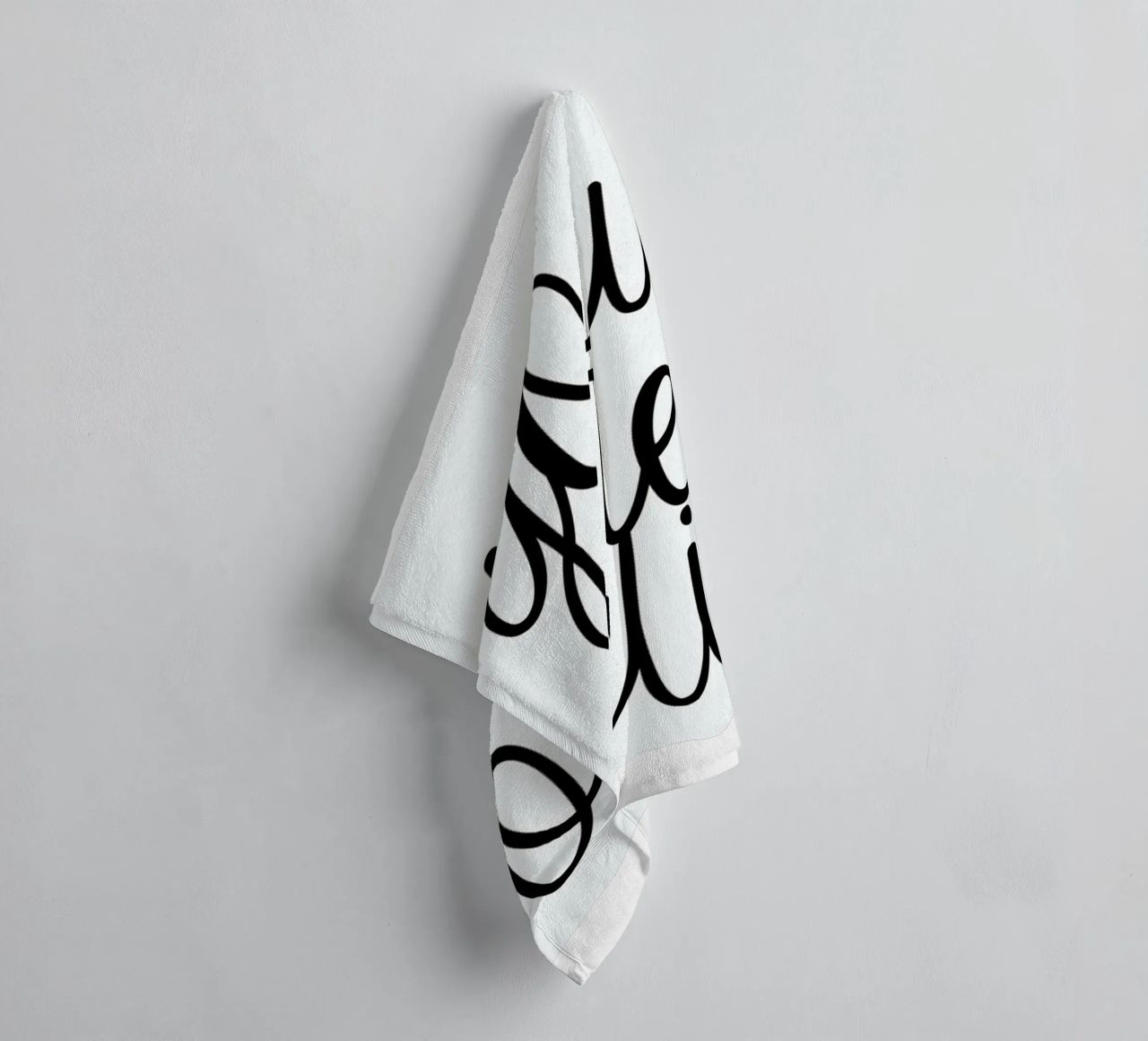 You Me Oui typography print Handtuch von Honeymoon Hotel