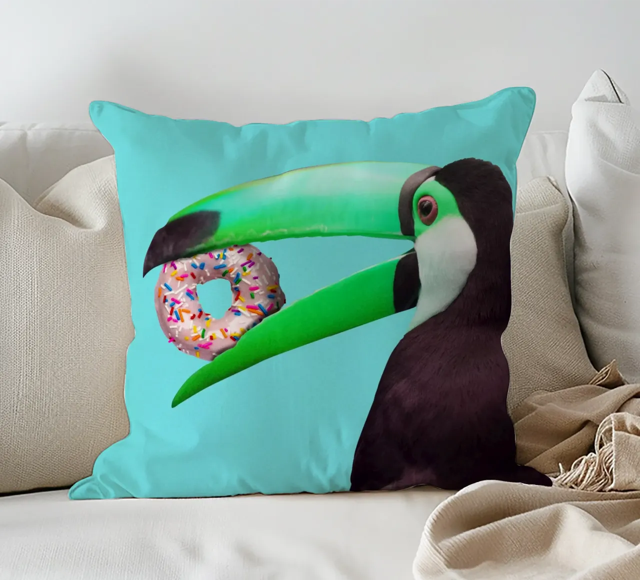 Donut toucan cuscino da Dikhotomy