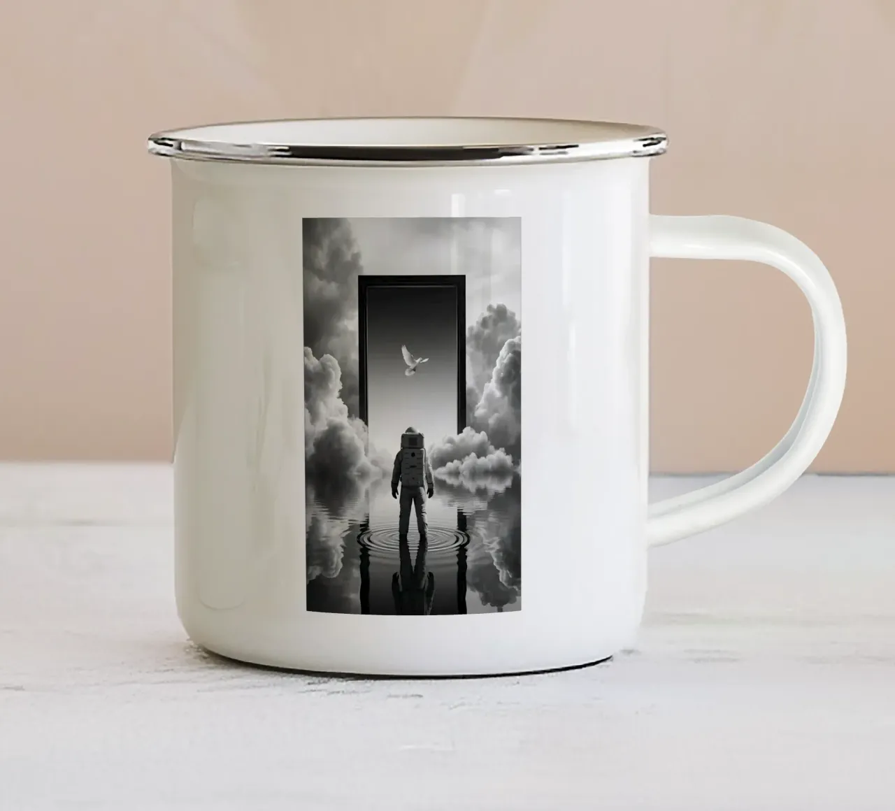 Astronauta al portale con colomba in un paesaggio onirico surreale tazza in smalto da Cosmic Reverie Studio