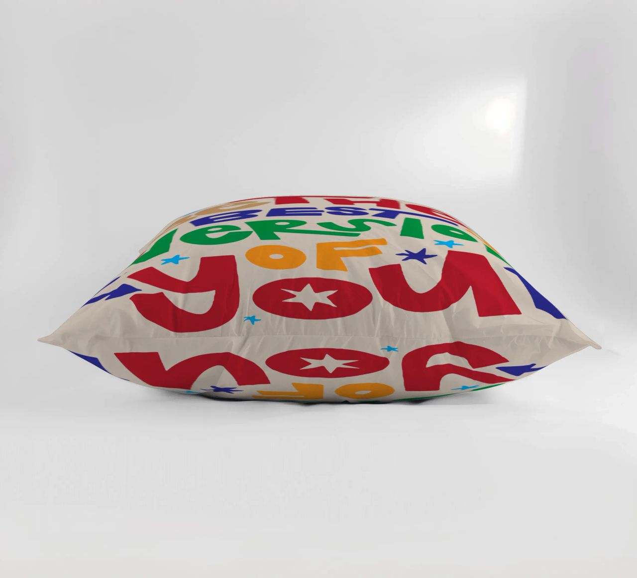 Soyez la meilleure version de vous-même coussin de Gunawan Rb