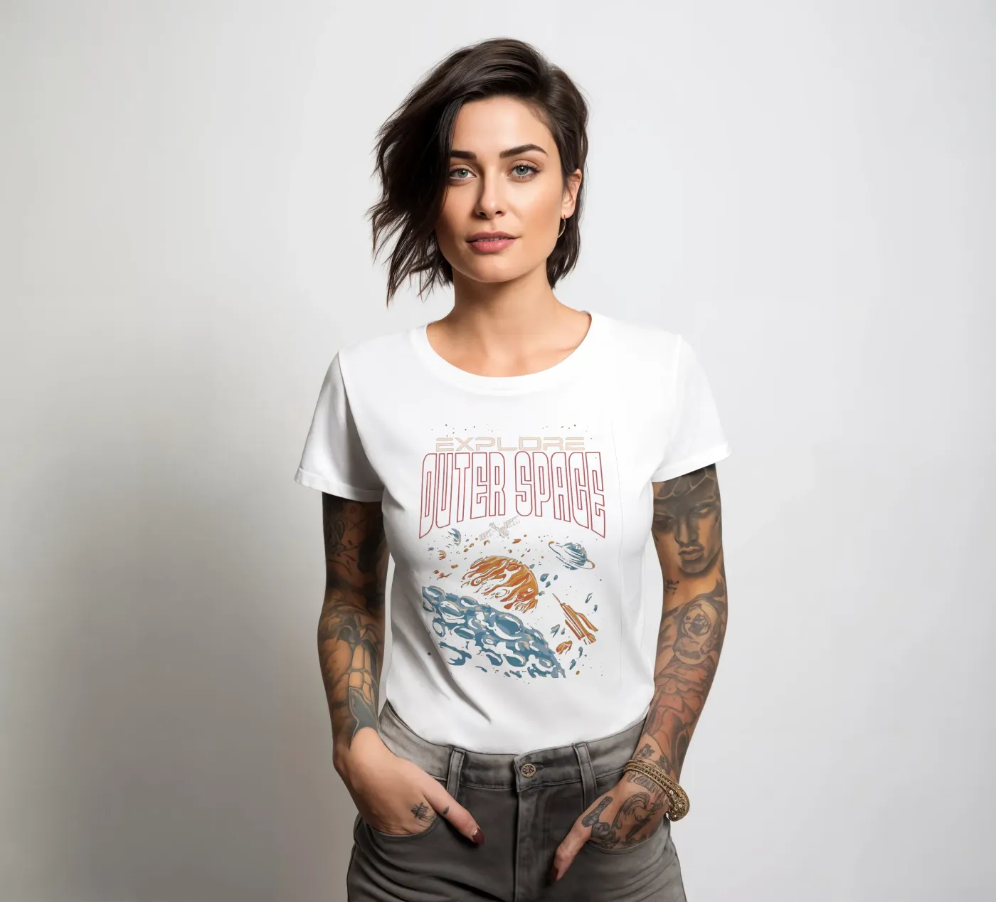 Esplorare lo spazio esterno t-shirt da donna da Gunawan Rb