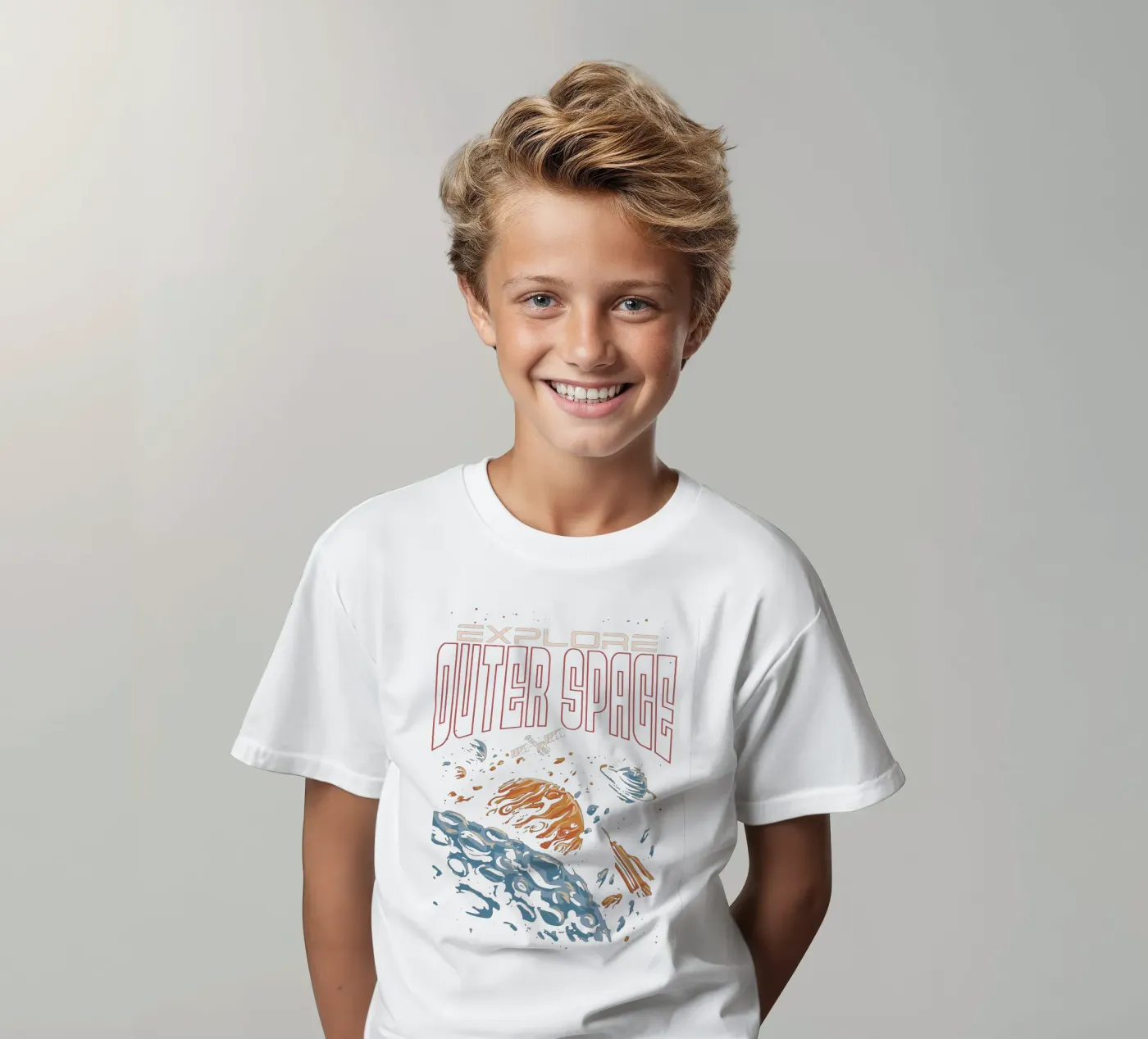 Esplorare lo spazio esterno t-shirt bambini da Gunawan Rb