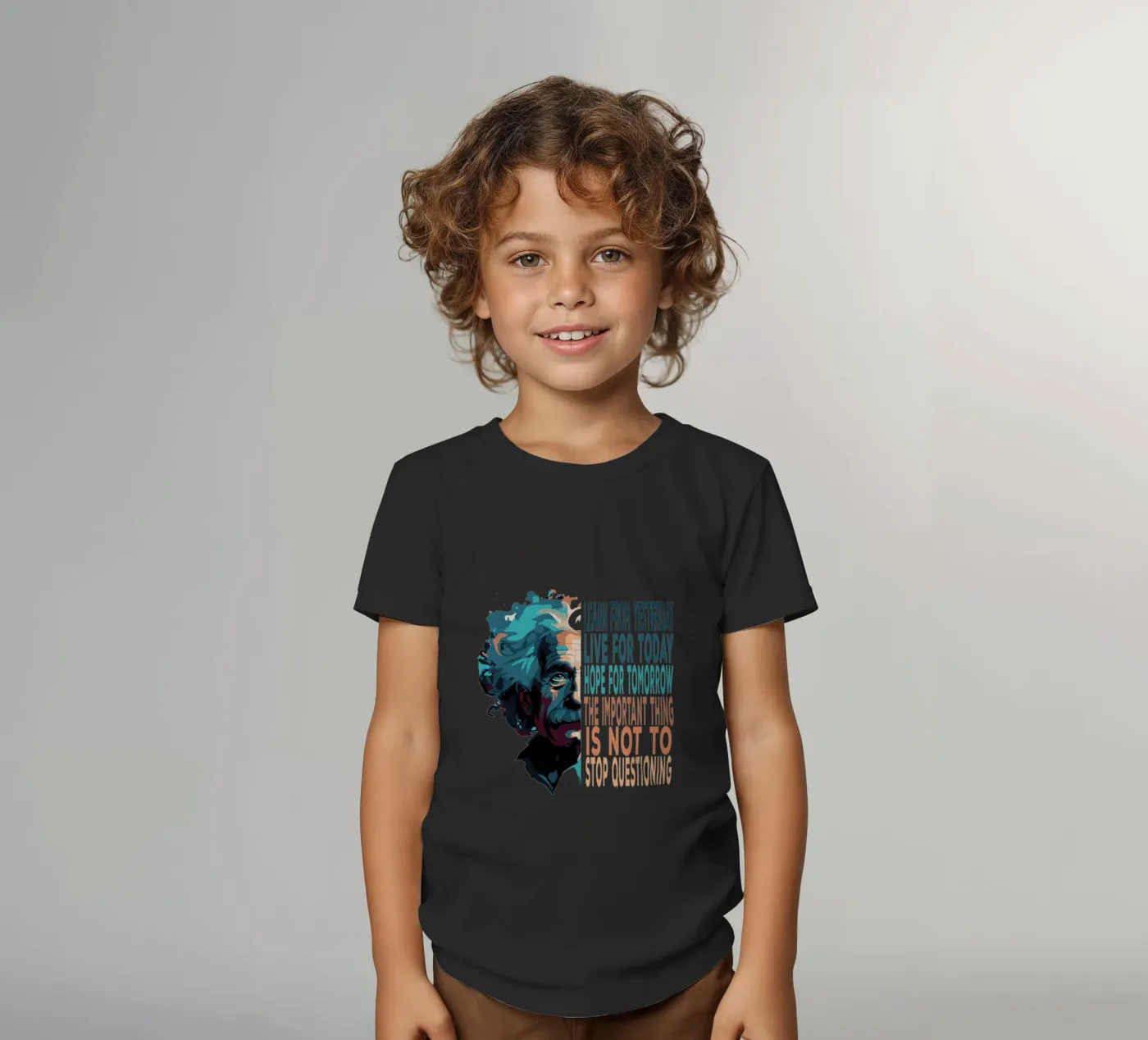 Albert Einstein Quote Kinder T-Shirt von Gunawan Rb
