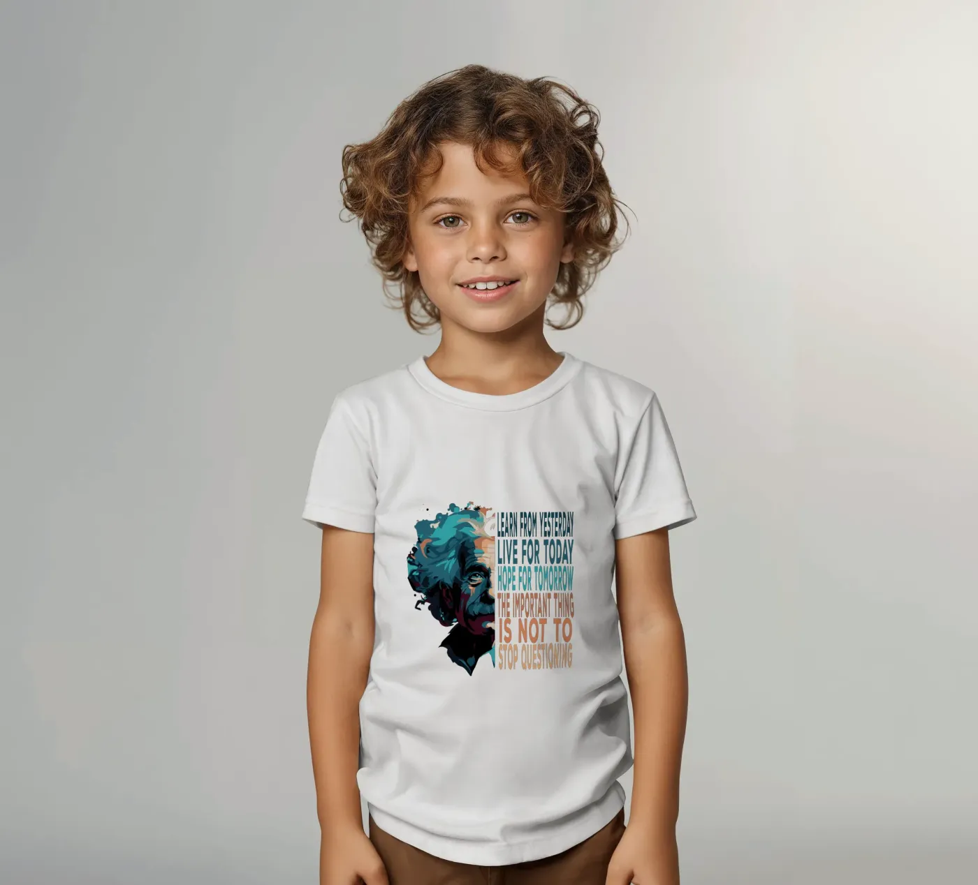 Albert Einstein Quote Kinder T-Shirt von Gunawan Rb
