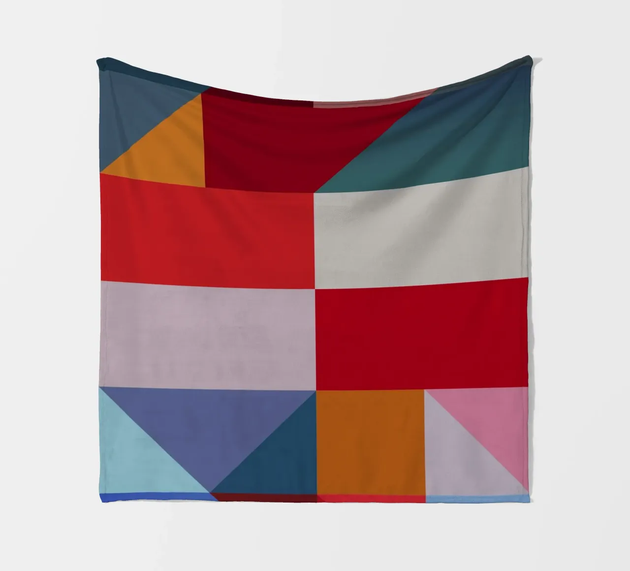 Chromatic Geometry #5 coperta in pile da My Tiny Home