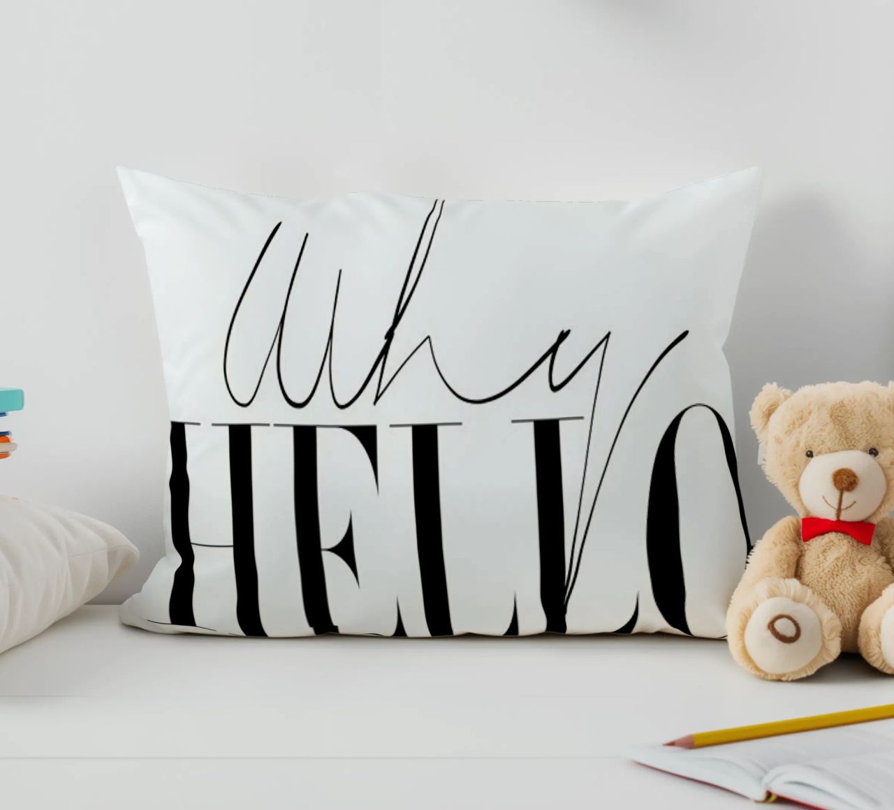Why Hello Black and white Typography Quote cuscino da Honeymoon Hotel