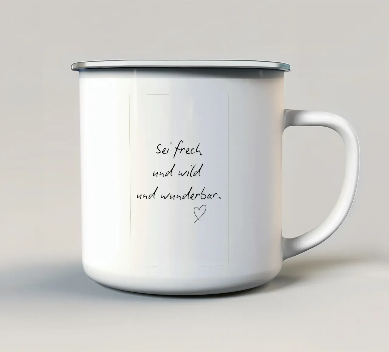 Dicendo "Sii sfrontato, selvaggio e meraviglioso" con un piccolo cuore tazza in smalto da Bullerbü Design Studio