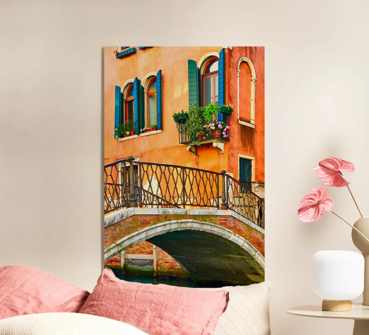 Venice plexiglass da Artsy Bessy