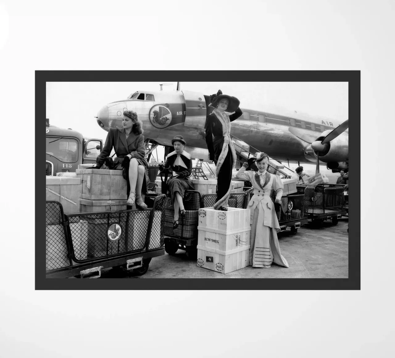 Manichini parigini a Orly zerbino da jonatan bridge