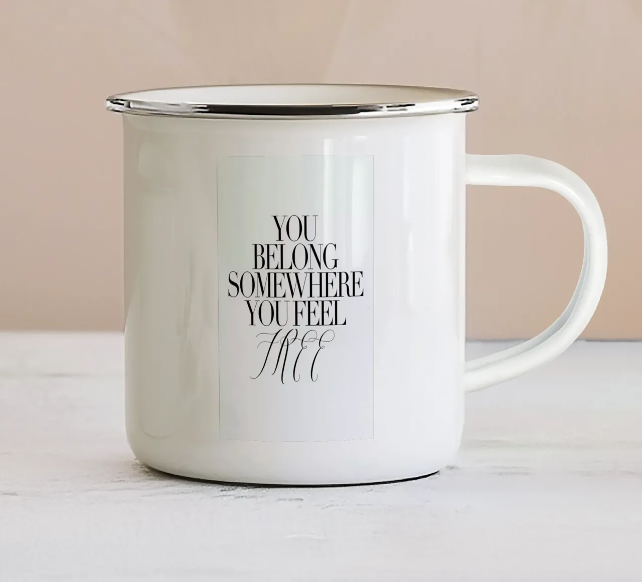 You Belong Somewhere tazza in smalto da Honeymoon Hotel