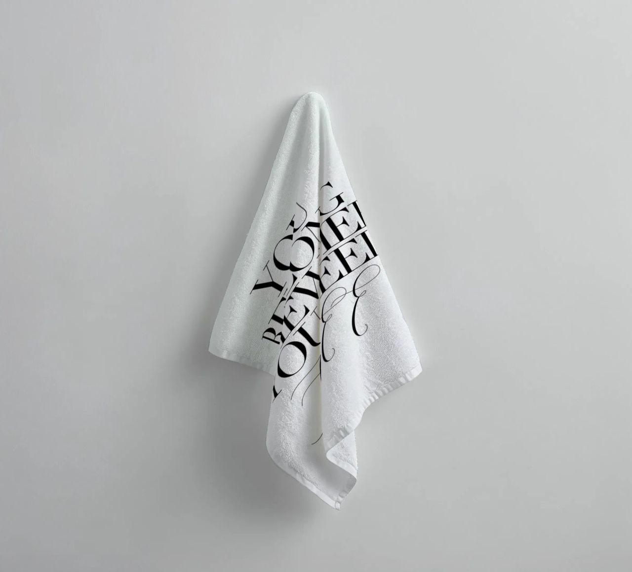 You Belong Somewhere asciugamano da bagno da Honeymoon Hotel