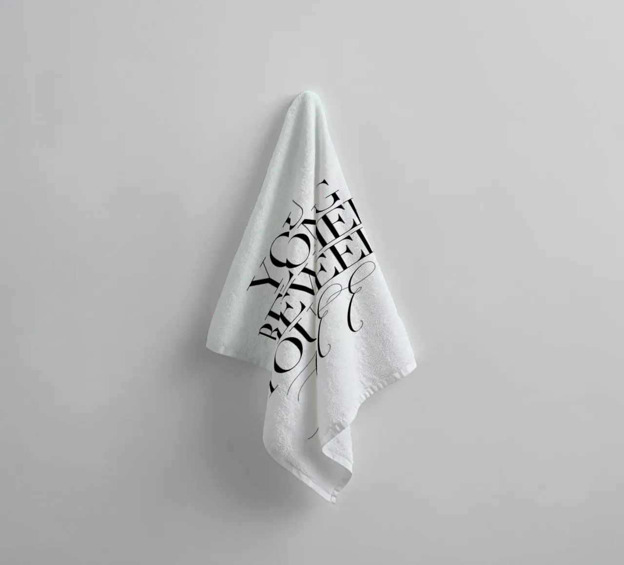 You Belong Somewhere asciugamano da bagno da Honeymoon Hotel