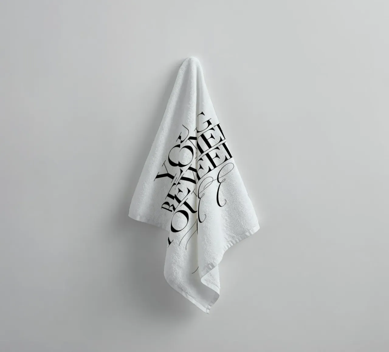 You Belong Somewhere asciugamano da bagno da Honeymoon Hotel
