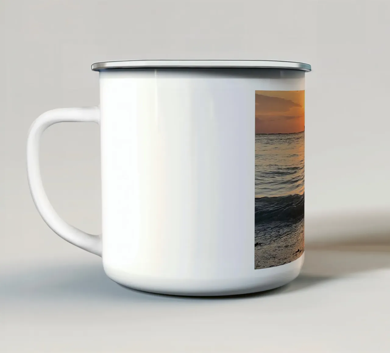 Tramonto a Holbox tazza in smalto da Dorothea Baur