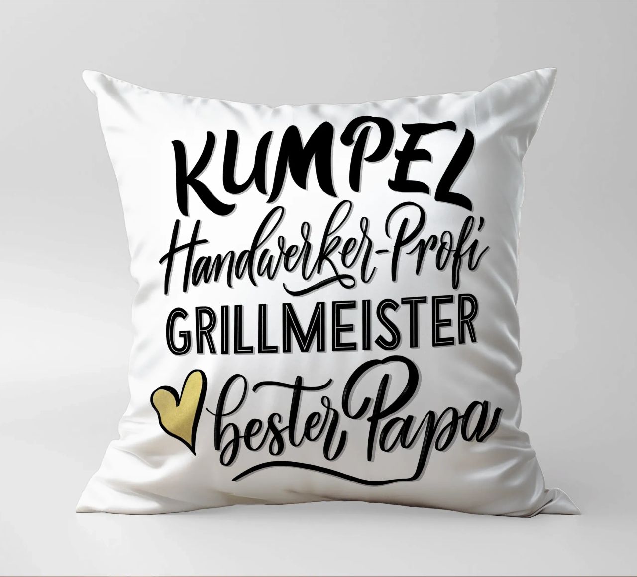 Meilleur papa. Mon pote. Bricoleur professionnel. Maître du barbecue. coussin de CalliLetters