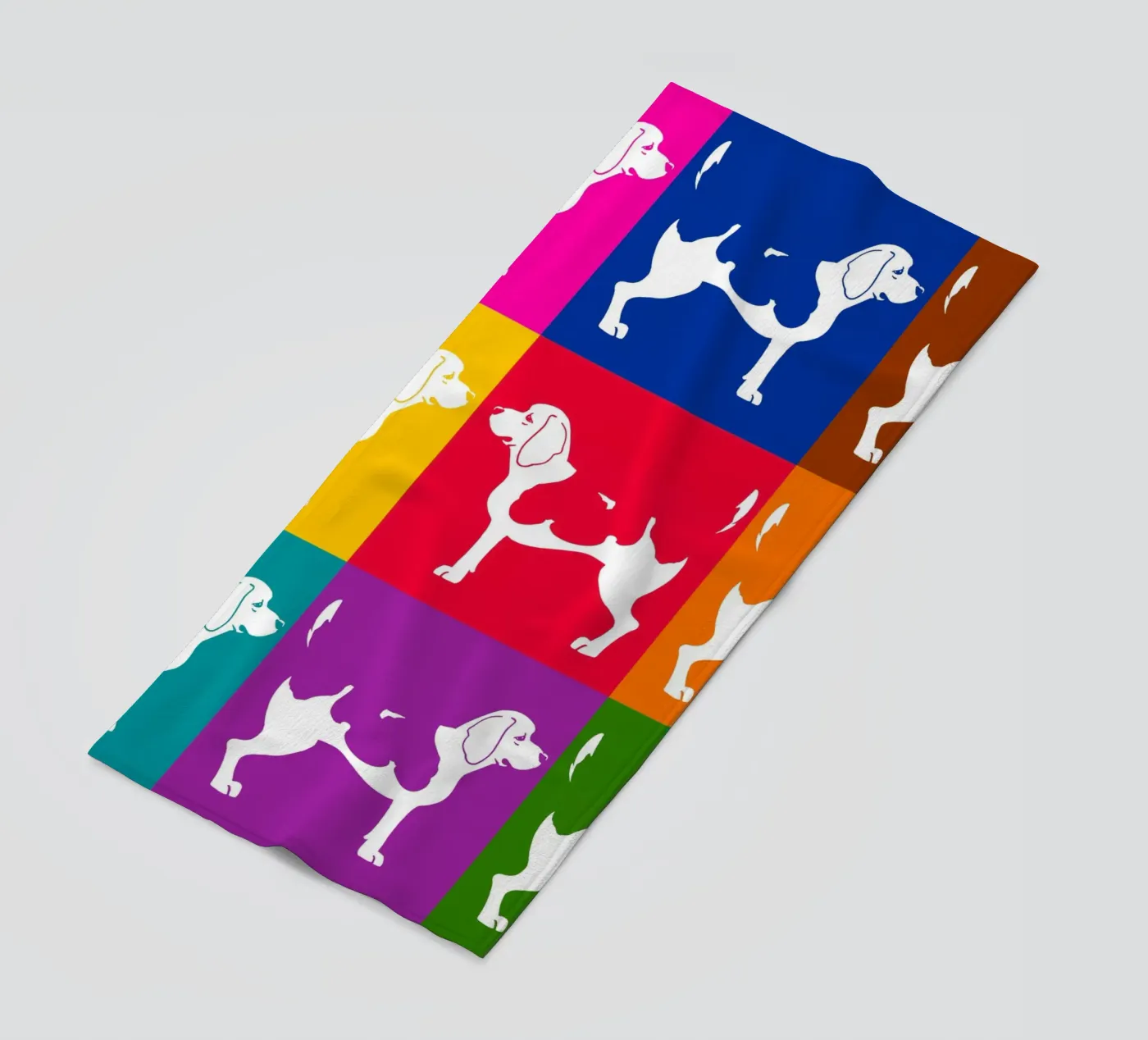 Beagle beach towel by Pop dogs