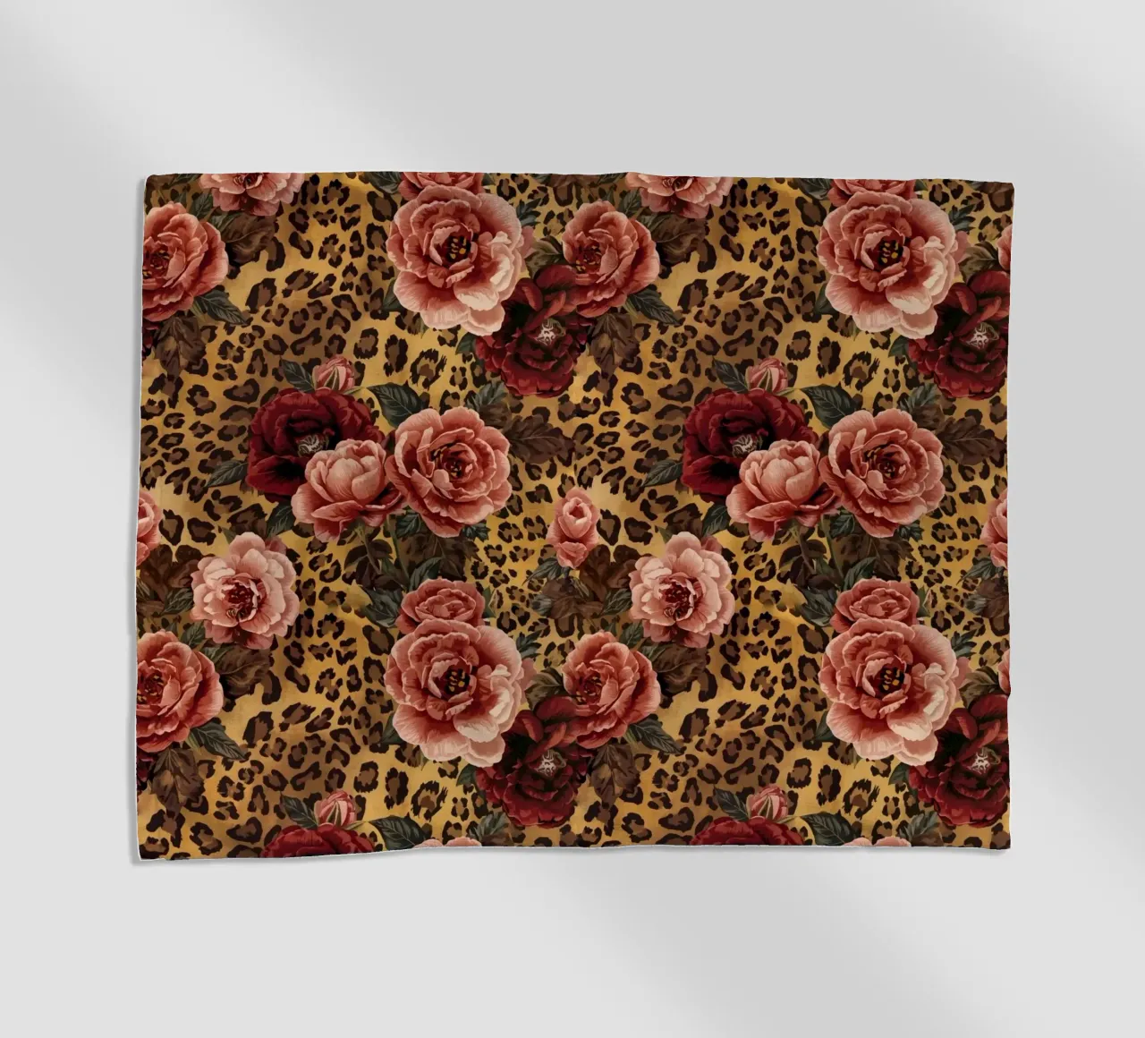 Leopard Rose Pattern strandhanddoek van AzStore11