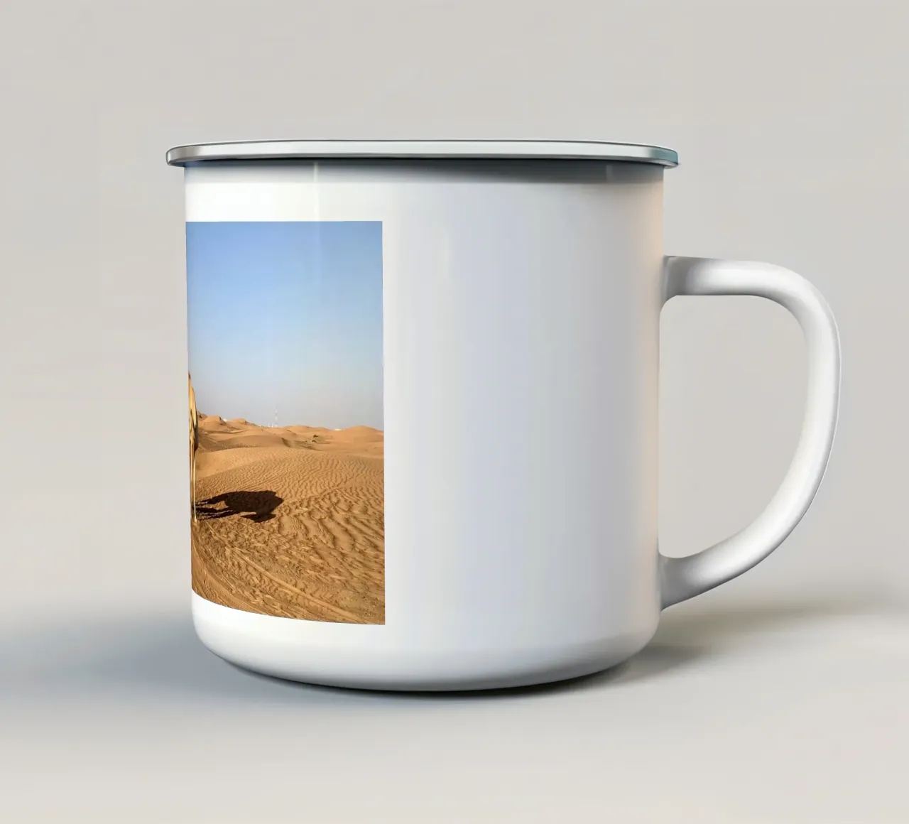 Amore per il cammello tazza in smalto da Dorothea Baur