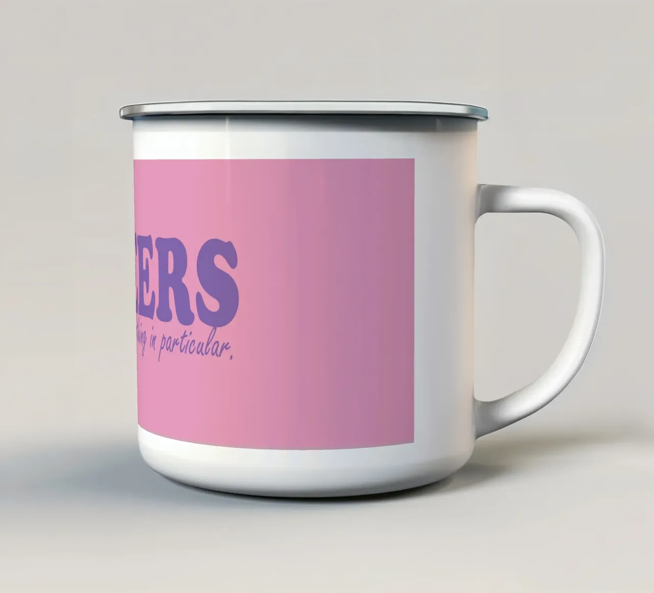 "Cheers to Nothing in Particular" (Salute a niente in particolare), divertente arte del bere tazza in smalto da Bold Type Co.