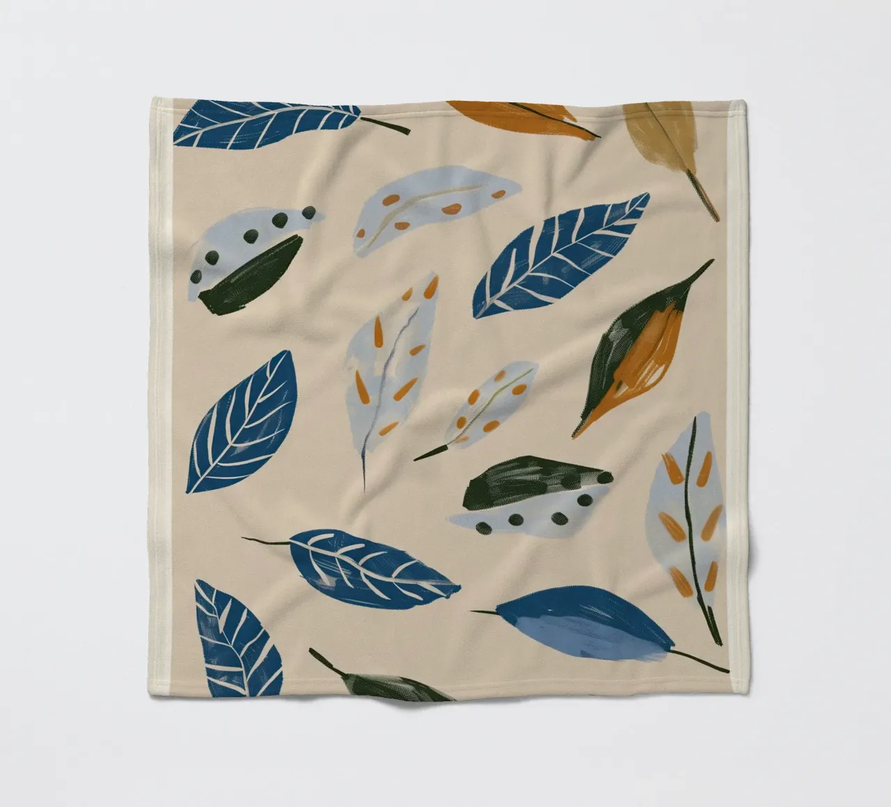 Soft Wind Leaf Scatter Fleecedecke von Sienna Atelier