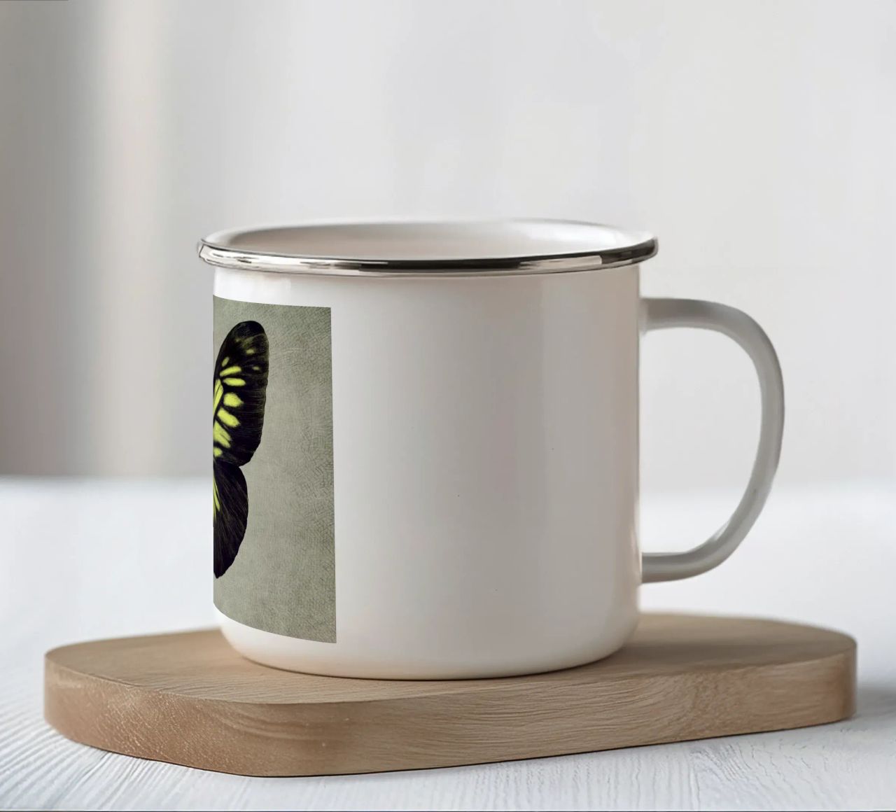 Papillon (yellow) tazza in smalto da Eric Fan