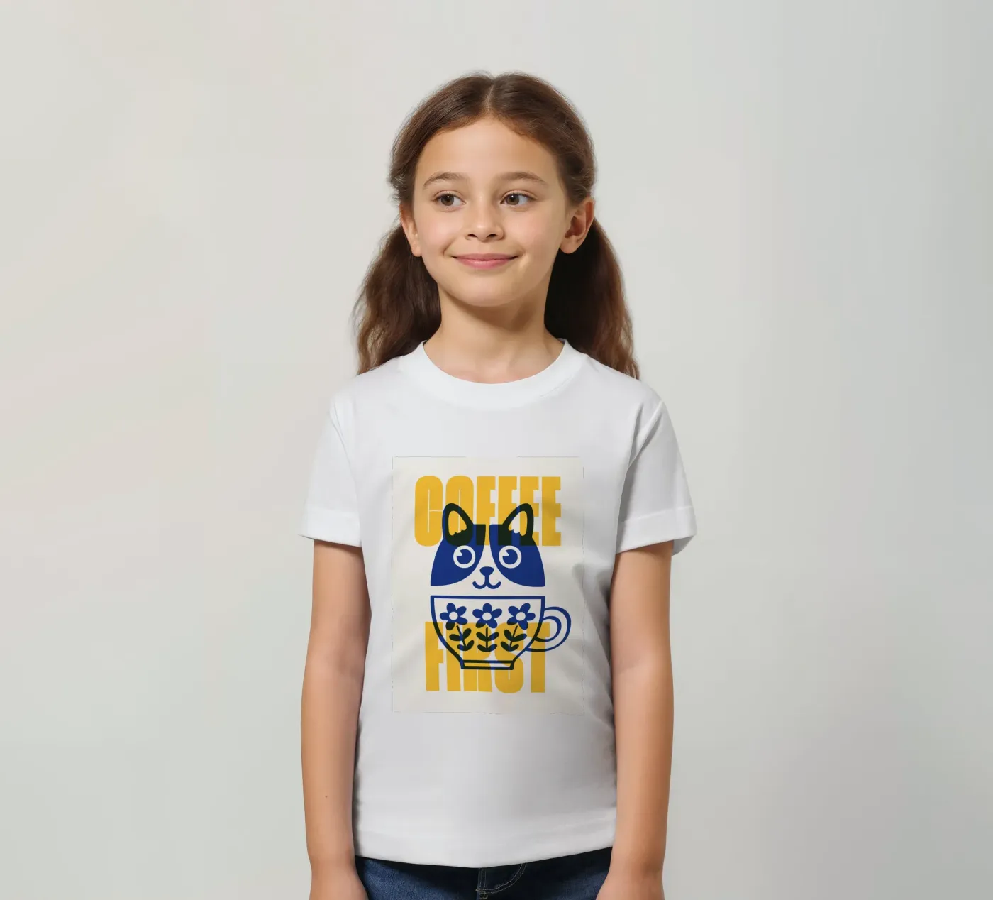 Coffee First! t-shirt bambini da Tamsen Design