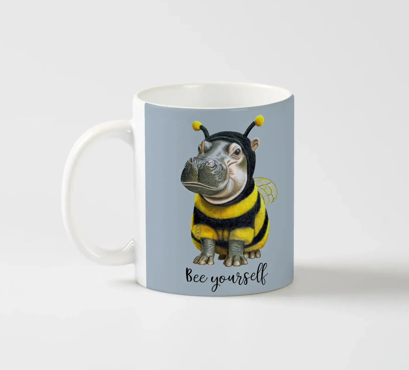 Bee Yourself ceramic mug by Graphit und Farbe