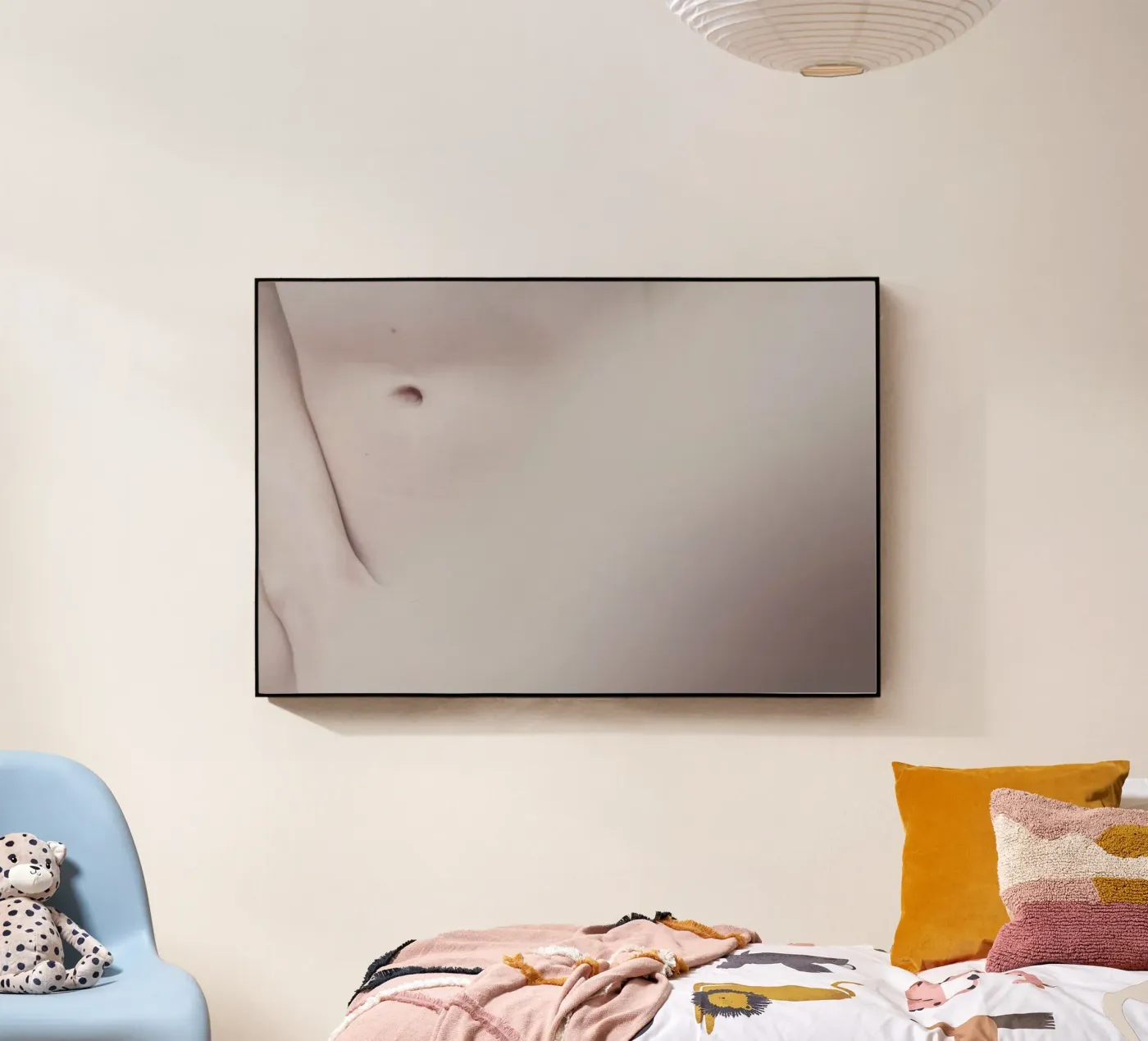 The Silkmoth 2 acryl van Paul Aidan Perry