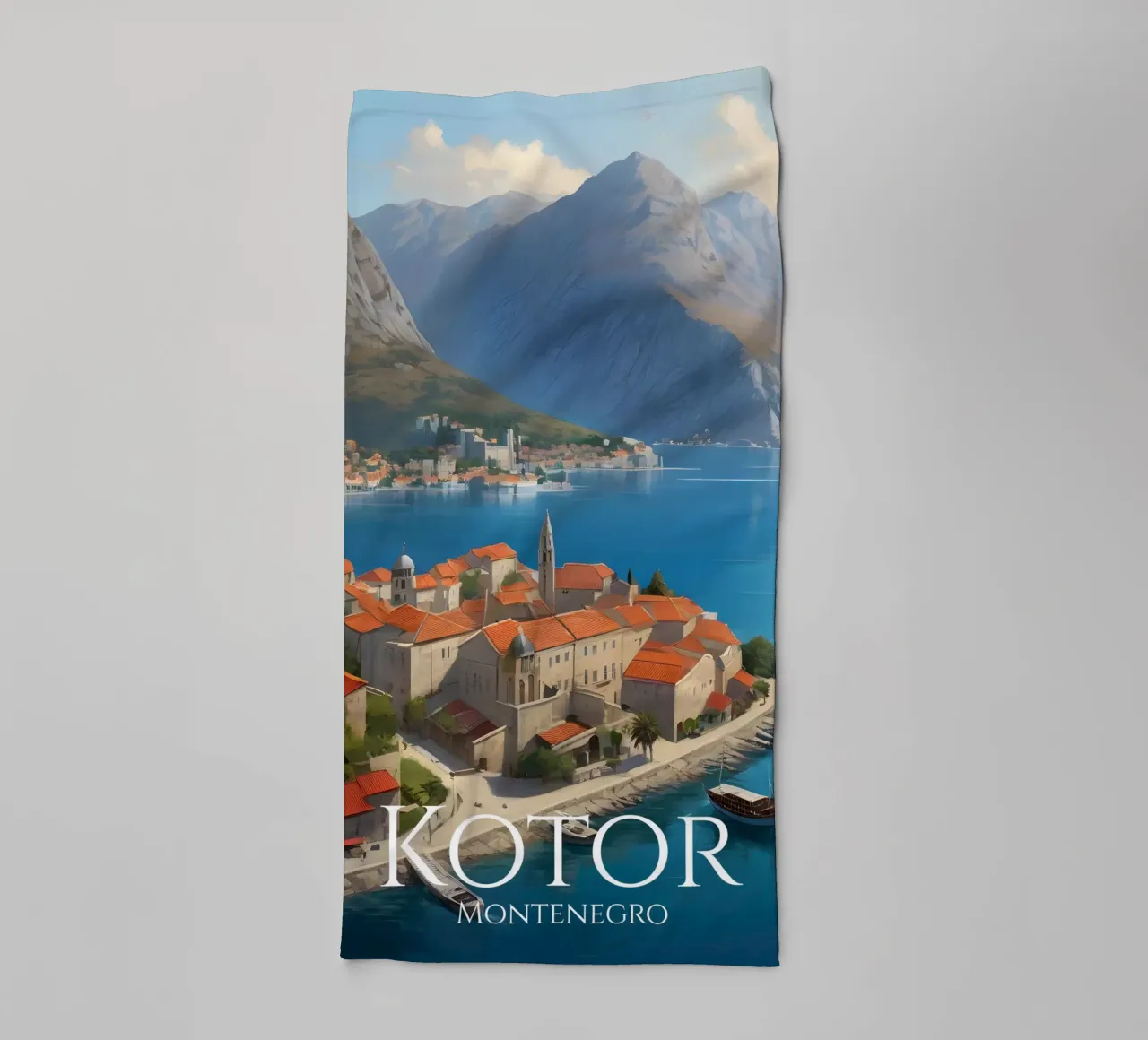 Kotor Montenegro Scene asciugamano da bagno da Charnwood Prints