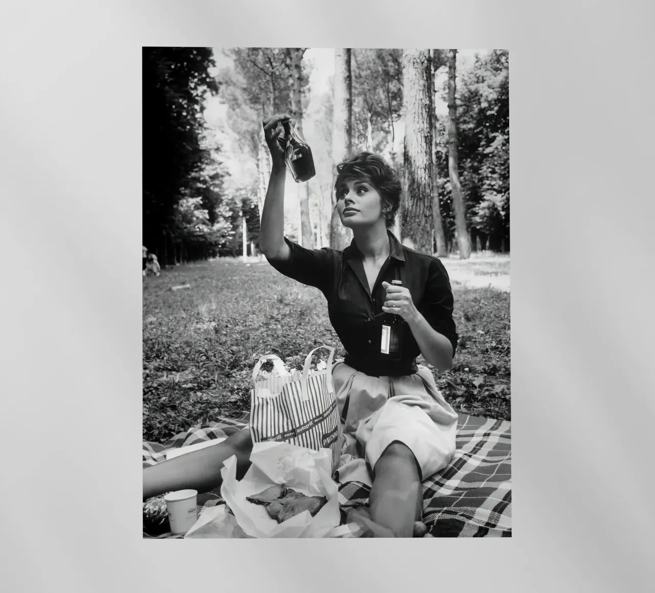Sophia Loren a fare un picnic pellicola backlit da Rachelwhell
