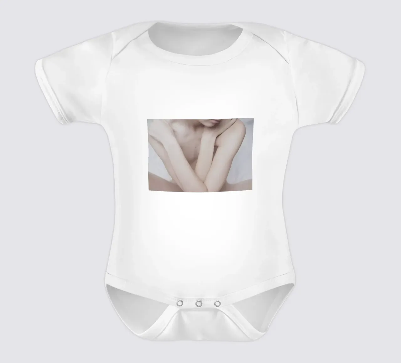 The Silkmoth 6 body neonato maniche corte da Paul Aidan Perry