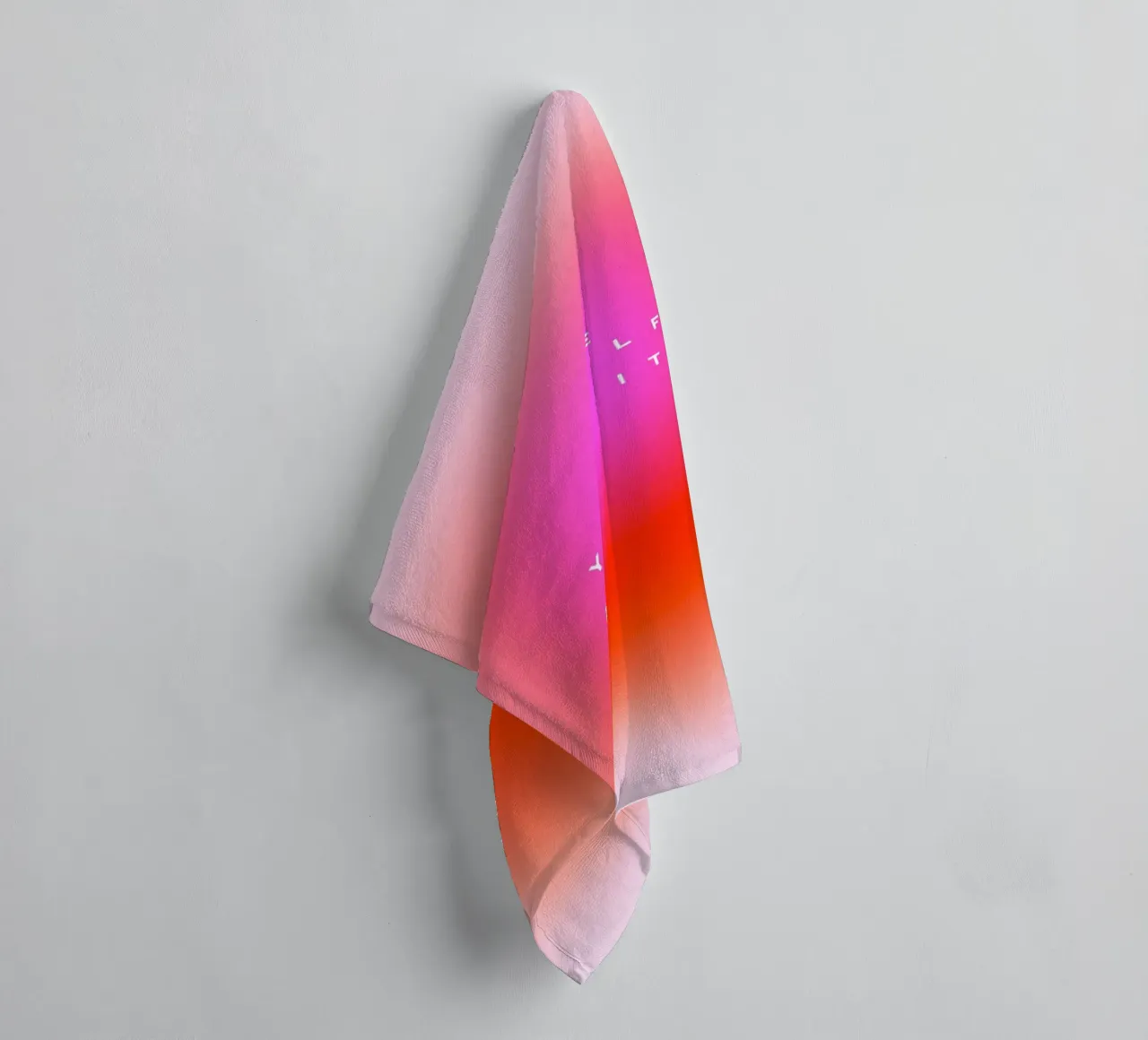 MAKE YOURSELF A PRIORITY - Zelfzorg Aura verloop kunst badhanddoek van Dominique Vari Words