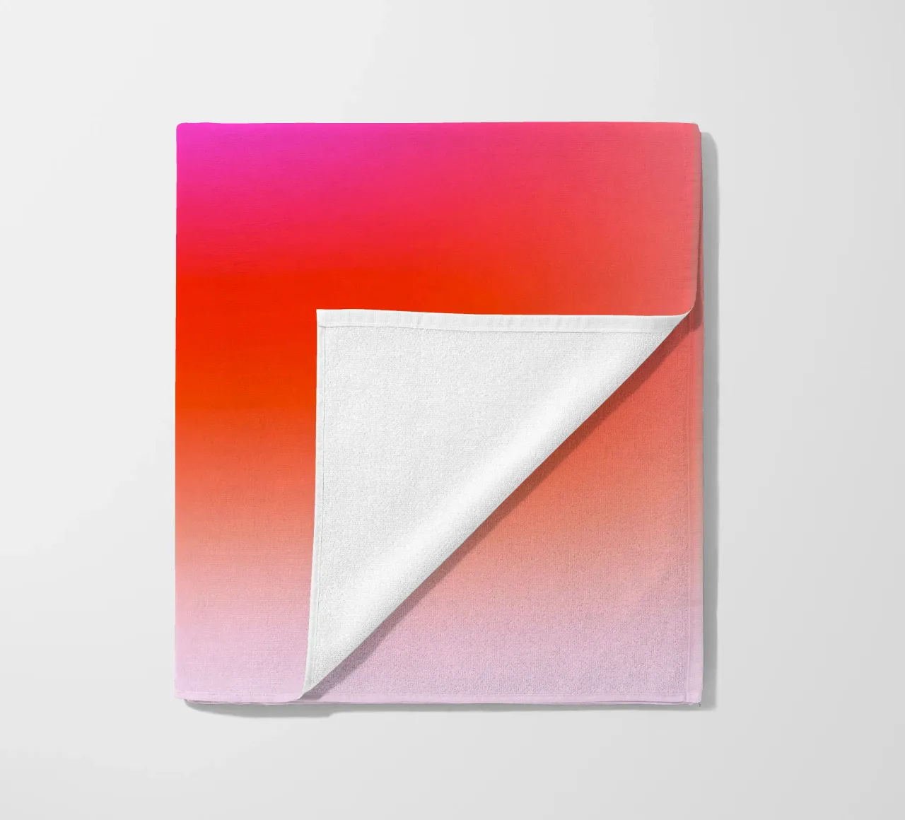 MAKE YOURSELF A PRIORITY - Zelfzorg Aura verloop kunst strandhanddoek van Dominique Vari Words