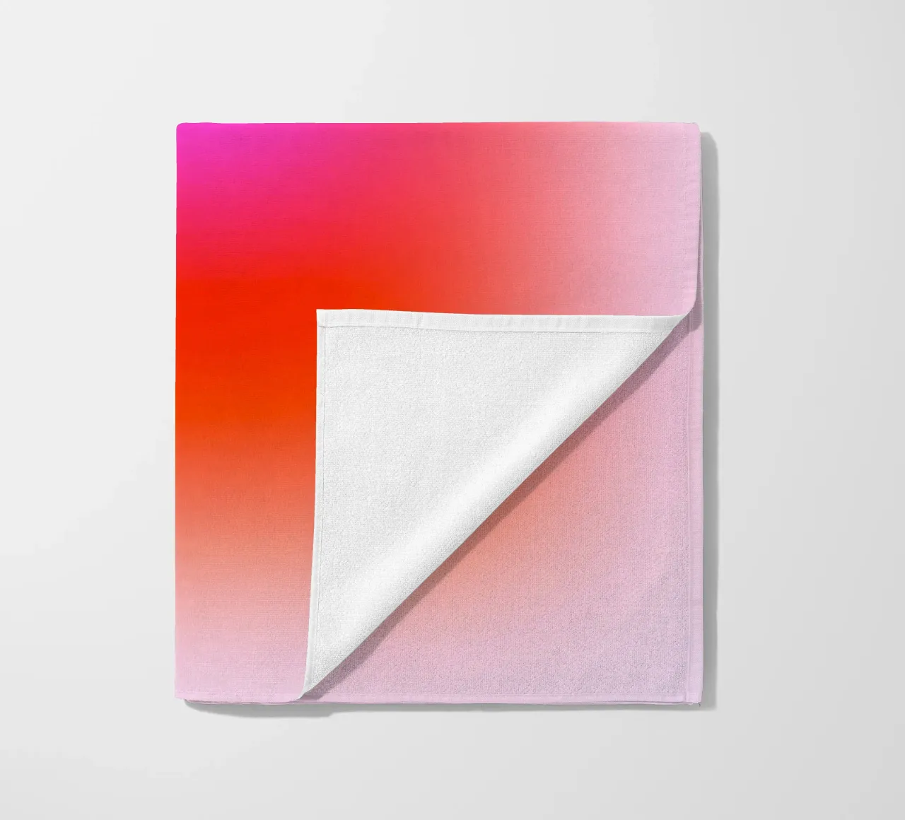 MAKE YOURSELF A PRIORITY - Zelfzorg Aura verloop kunst strandhanddoek van Dominique Vari Words