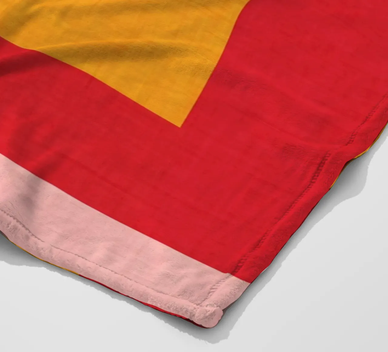 Abstract Mod Cube coperta in pile da susanacosta