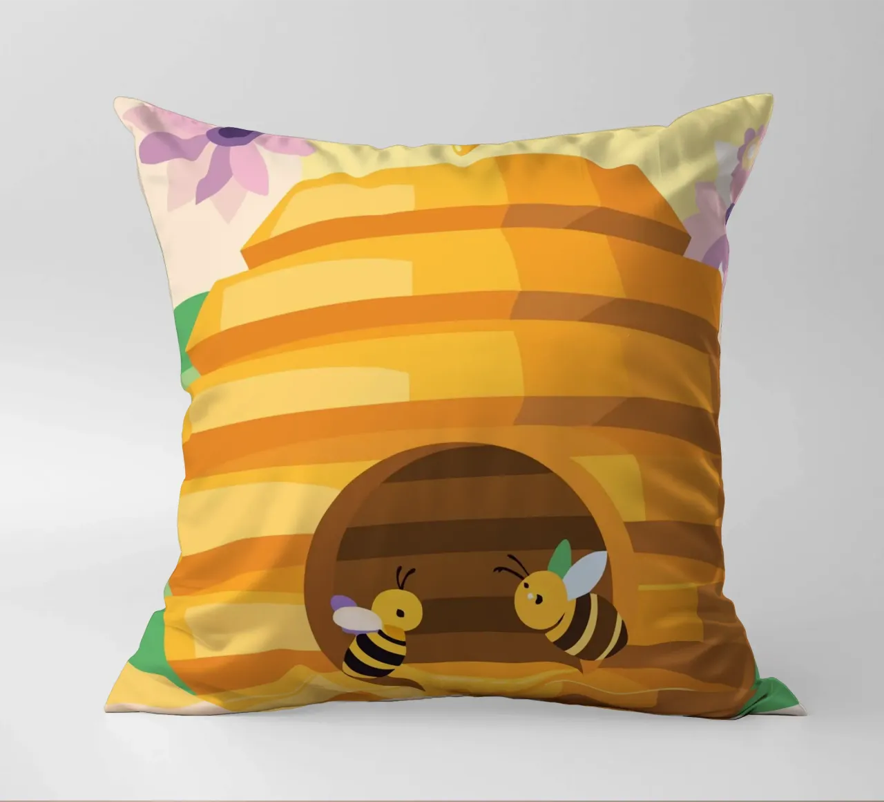 Illustrazione di alveare con api e miele cuscino da POLYGON SPECIAL