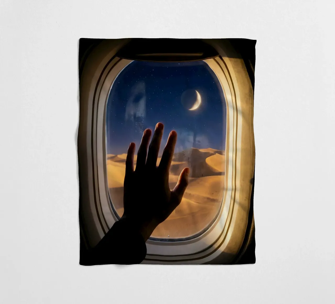 Vue du désert au clair de lune à partir d'une fenêtre d'avion plaid polaire de Dreamspace Visuals