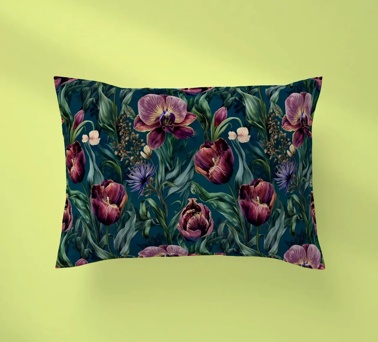 Dark Moody Floral Pattern cuscino da AzStore11