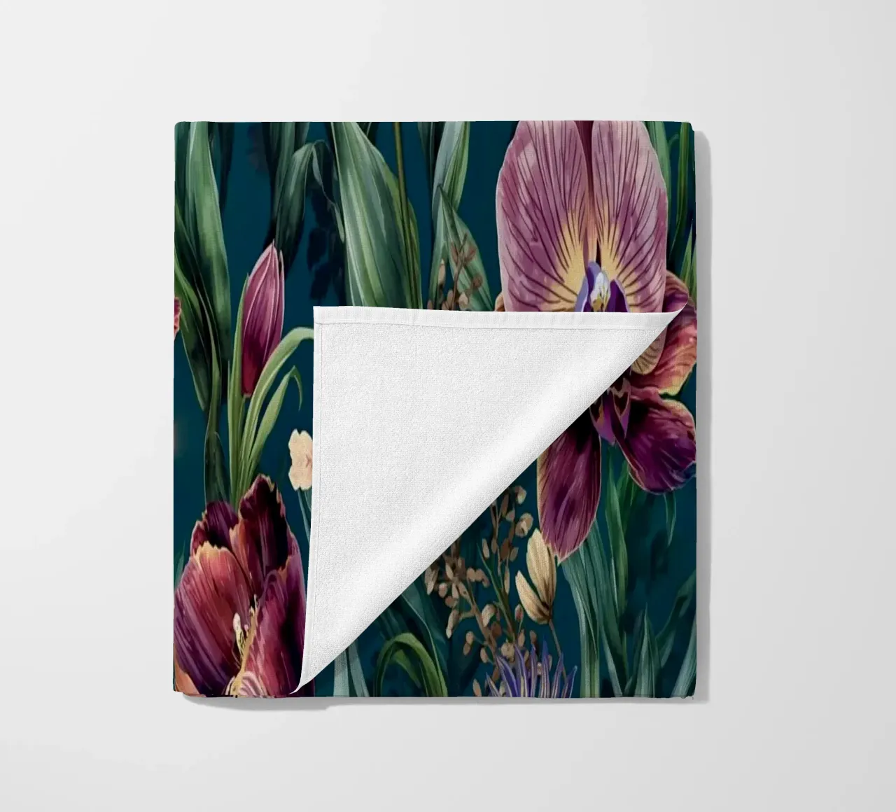 Dark Moody Floral Pattern telo mare da AzStore11