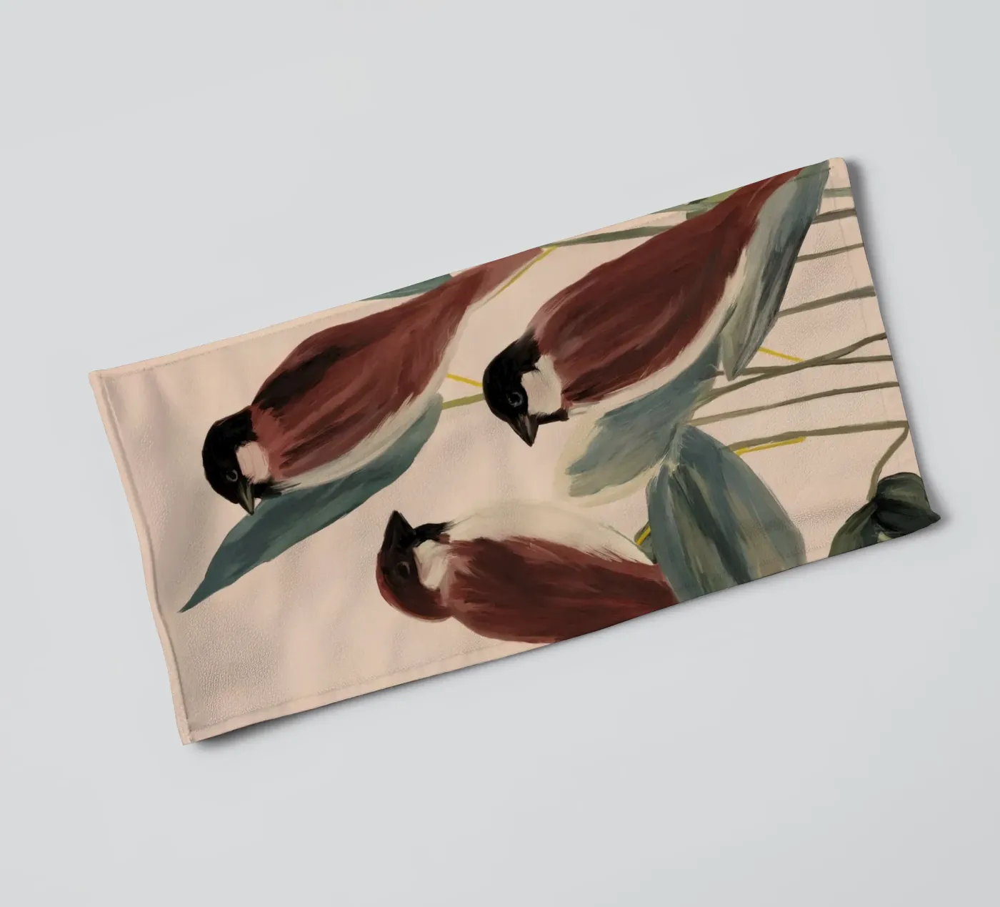 Three Sparrows badhanddoek van M.A.Z.U.N.