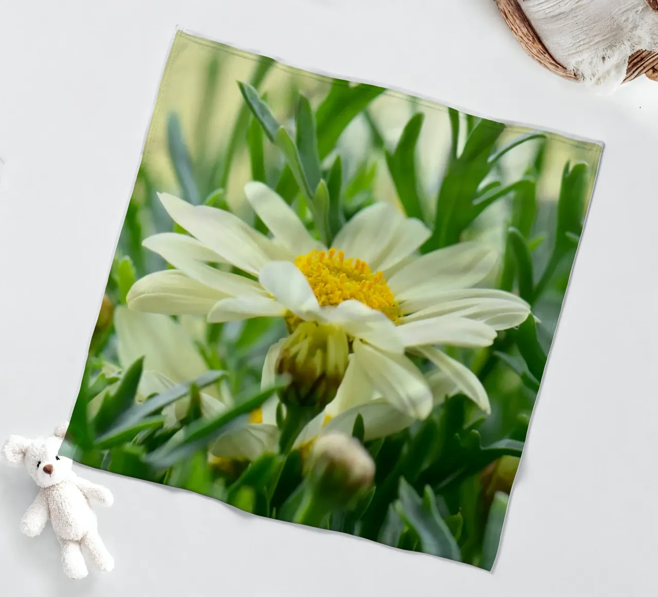 Margeriten Fleecedecke von Atteloi