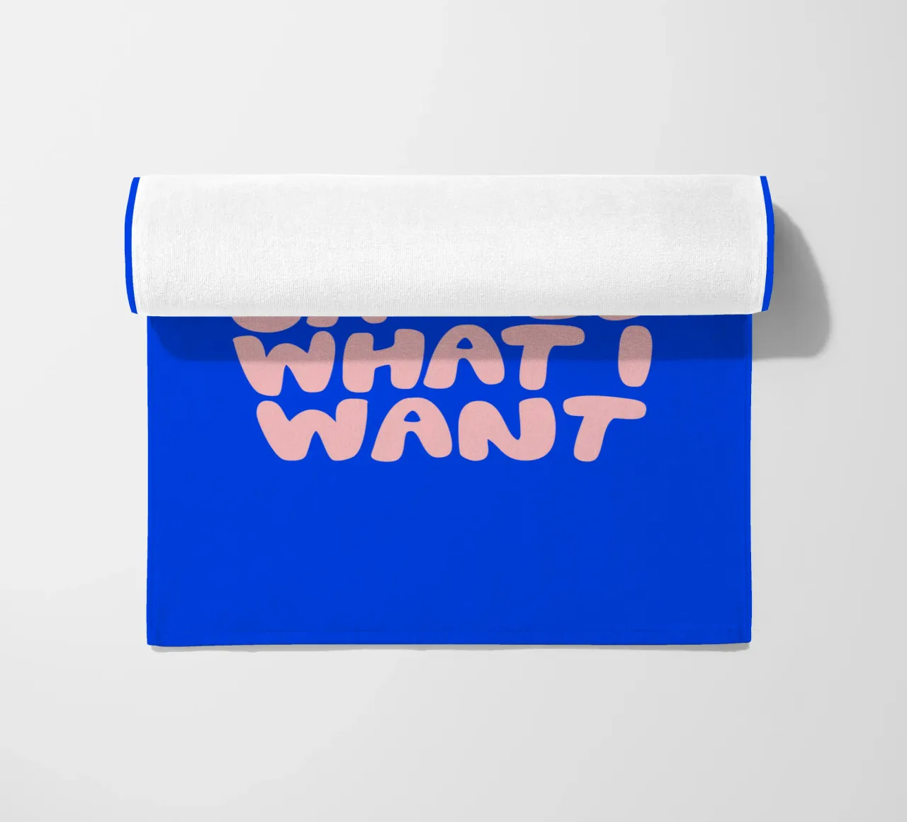I Do a Thing Called What I Want Diseño tipográfico toalla de playa de THE MOTIVATED TYPE