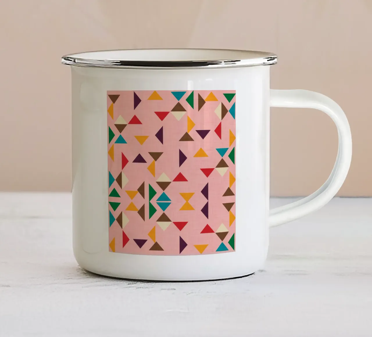 Kilim Triangle Pattern Pink - Mid Century Modern tazza in smalto da susanacosta