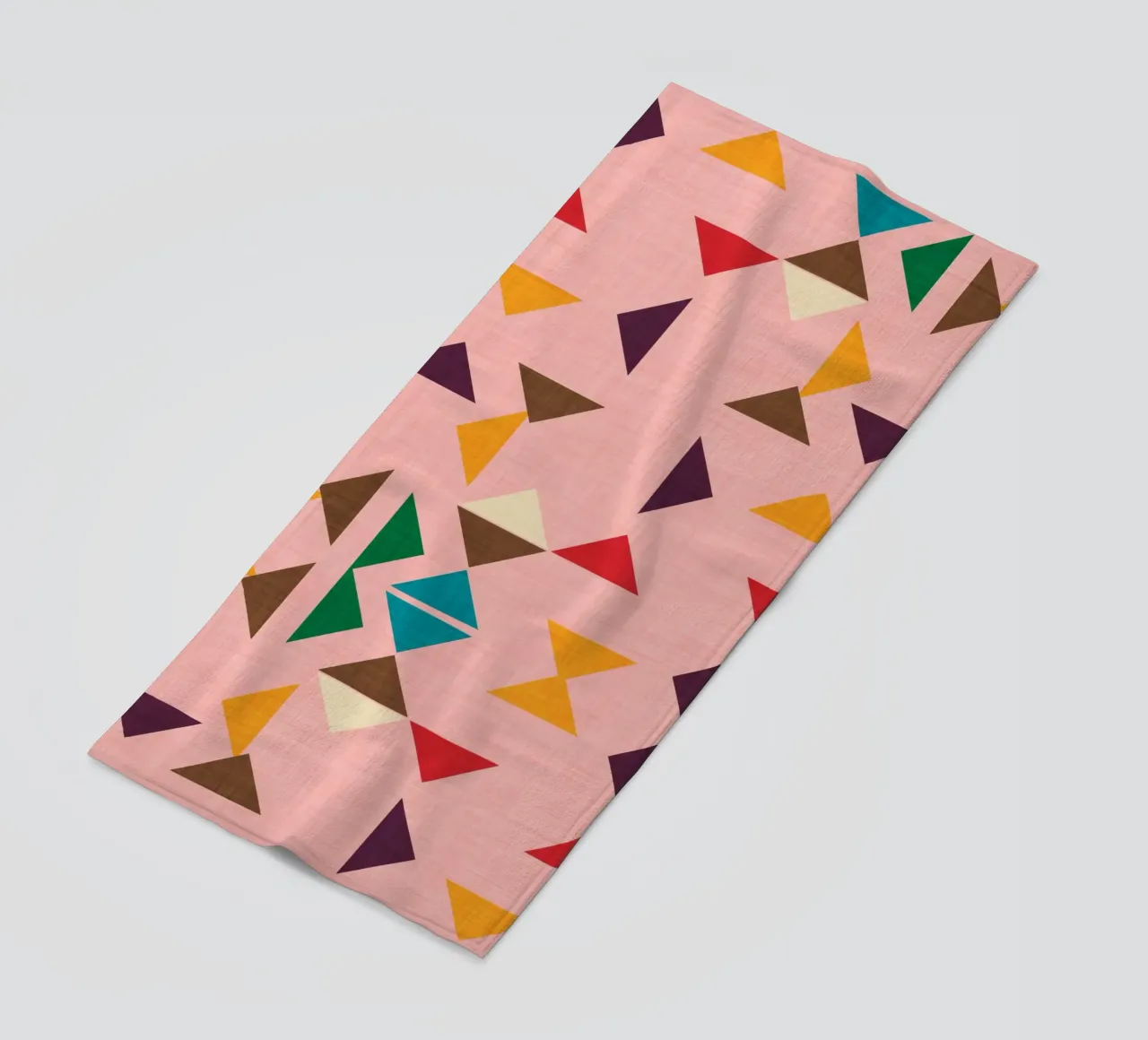 Kilim Triangle Pattern Pink - Mid Century Modern telo mare da susanacosta