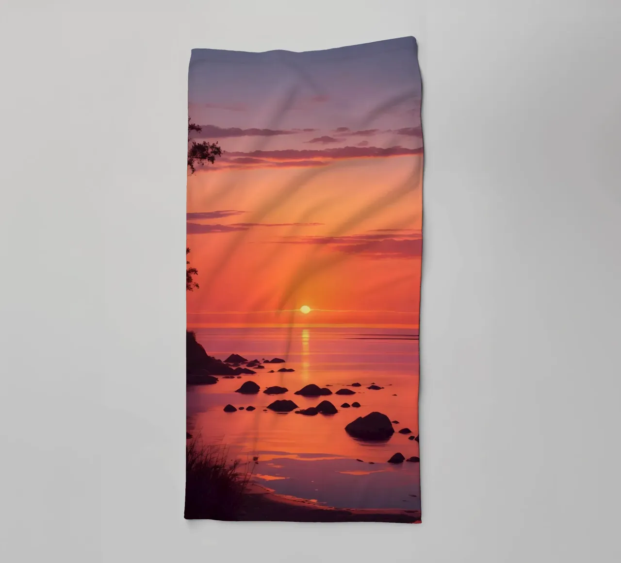 Scena di tramonto sull'oceano asciugamano da bagno da Charnwood Prints