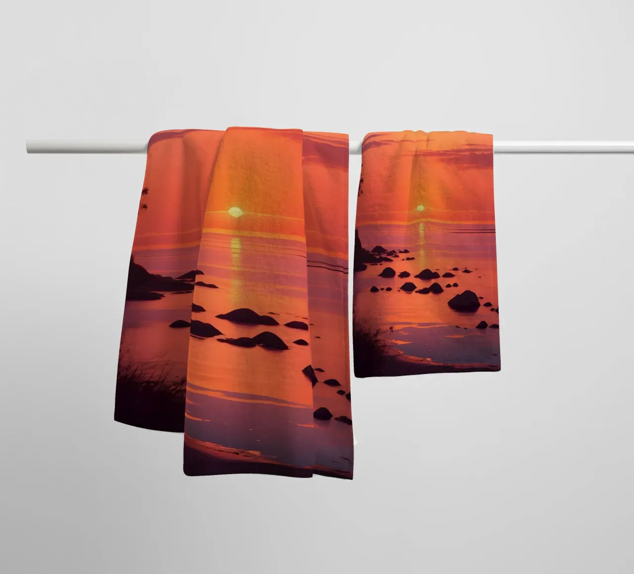Scena di tramonto sull'oceano asciugamano da bagno da Charnwood Prints