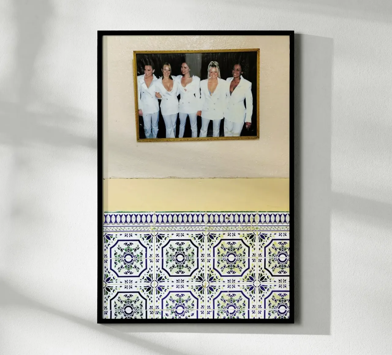 Marrakesh Paradise 4 poster con marco de madera de Paul Aidan Perry